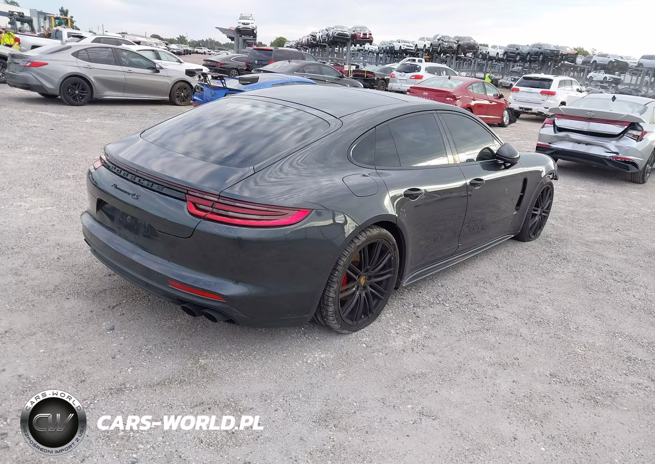 2018 Porsche Panamera 4S VIN:WP0AB2A7XJL134682 - 4
