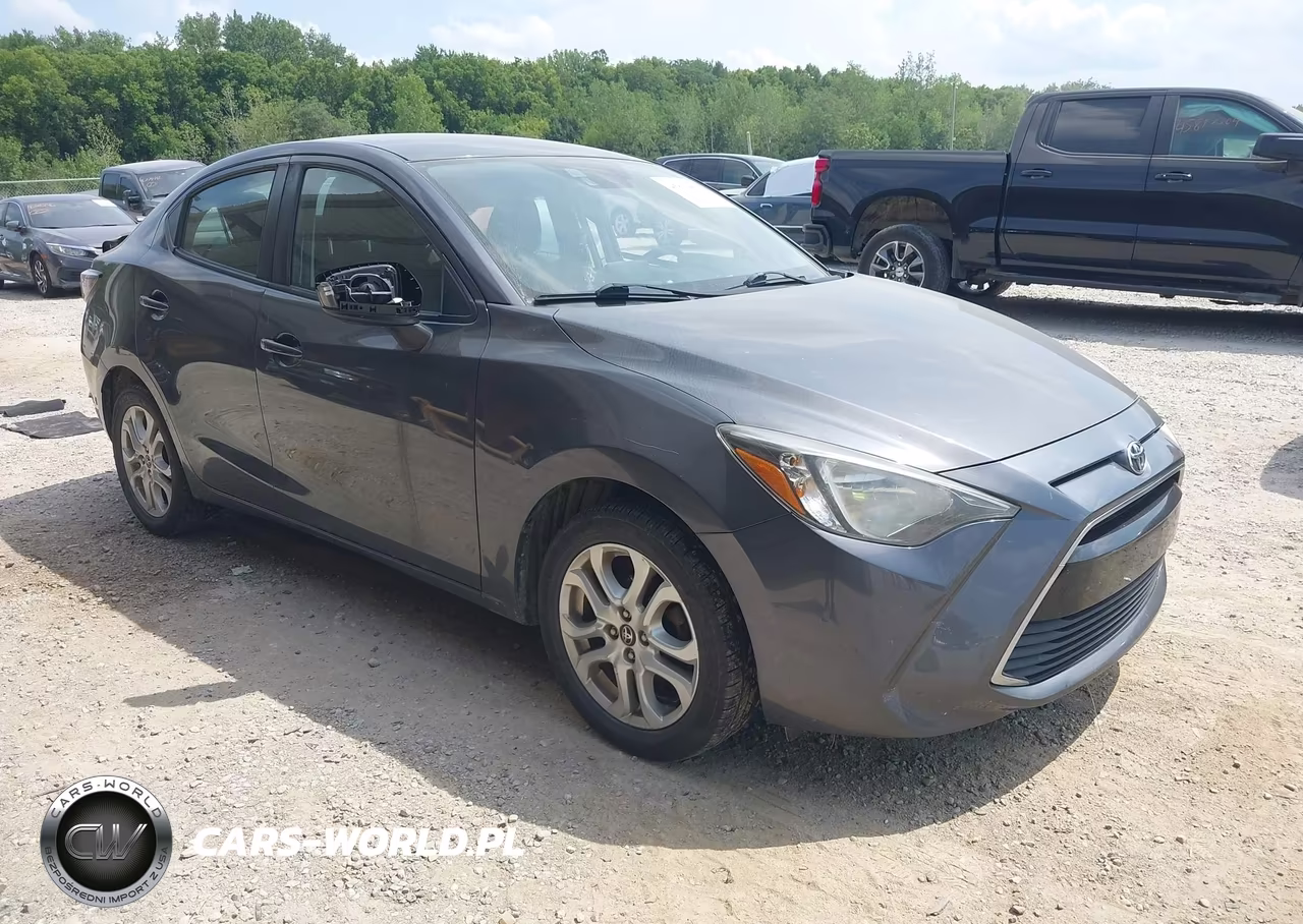 2017 Toyota Yaris Ia – zdjęcie 1 z 16