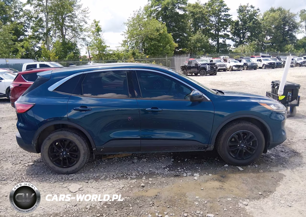2020 Ford Escape Se VIN:1FMCU9G61LUC25584 - 13