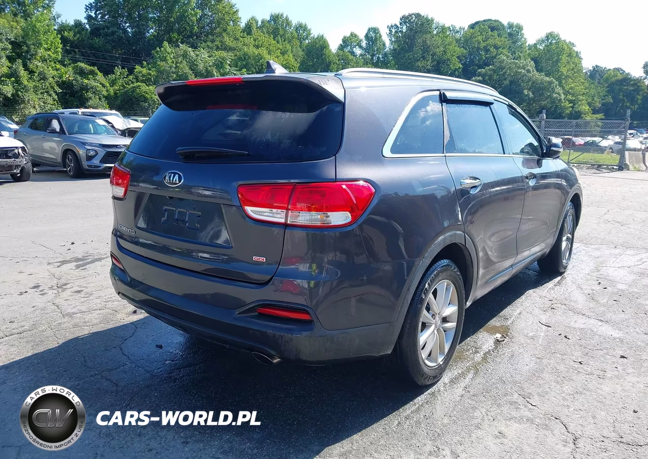 2016 Kia Sorento 2.4L Lx VIN:5XYPG4A3XGG152981 - 4