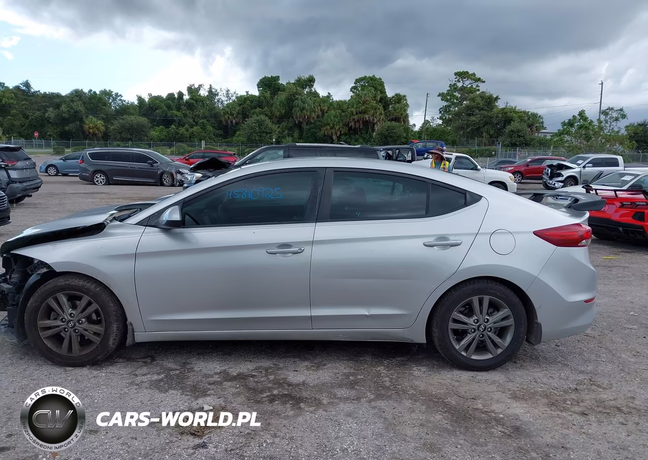 2018 Hyundai Elantra Sel VIN:5NPD84LF7JH370786 - 14