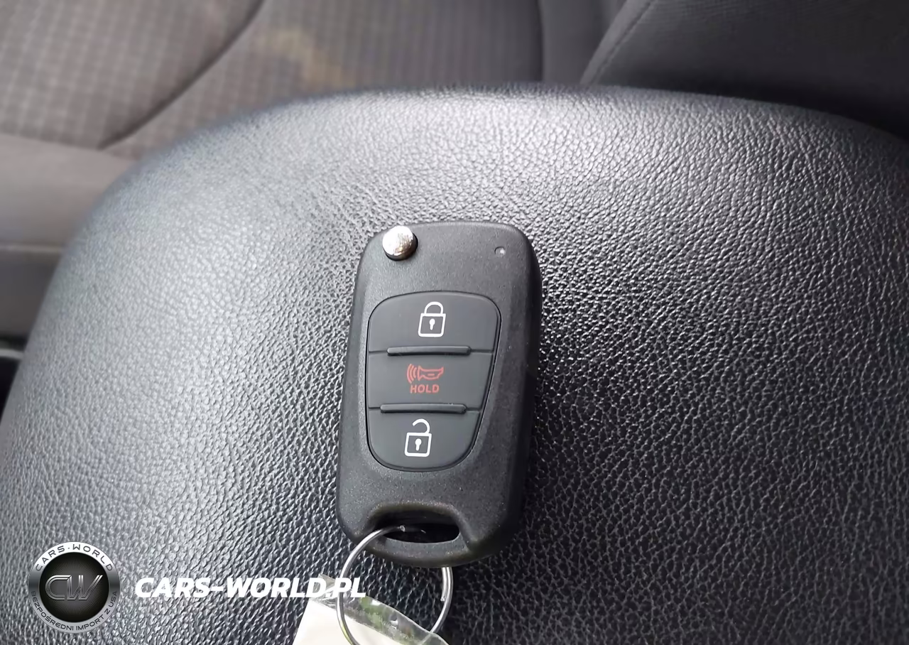 2013 Kia Soul VIN:KNDJT2A51D7604218 - 11