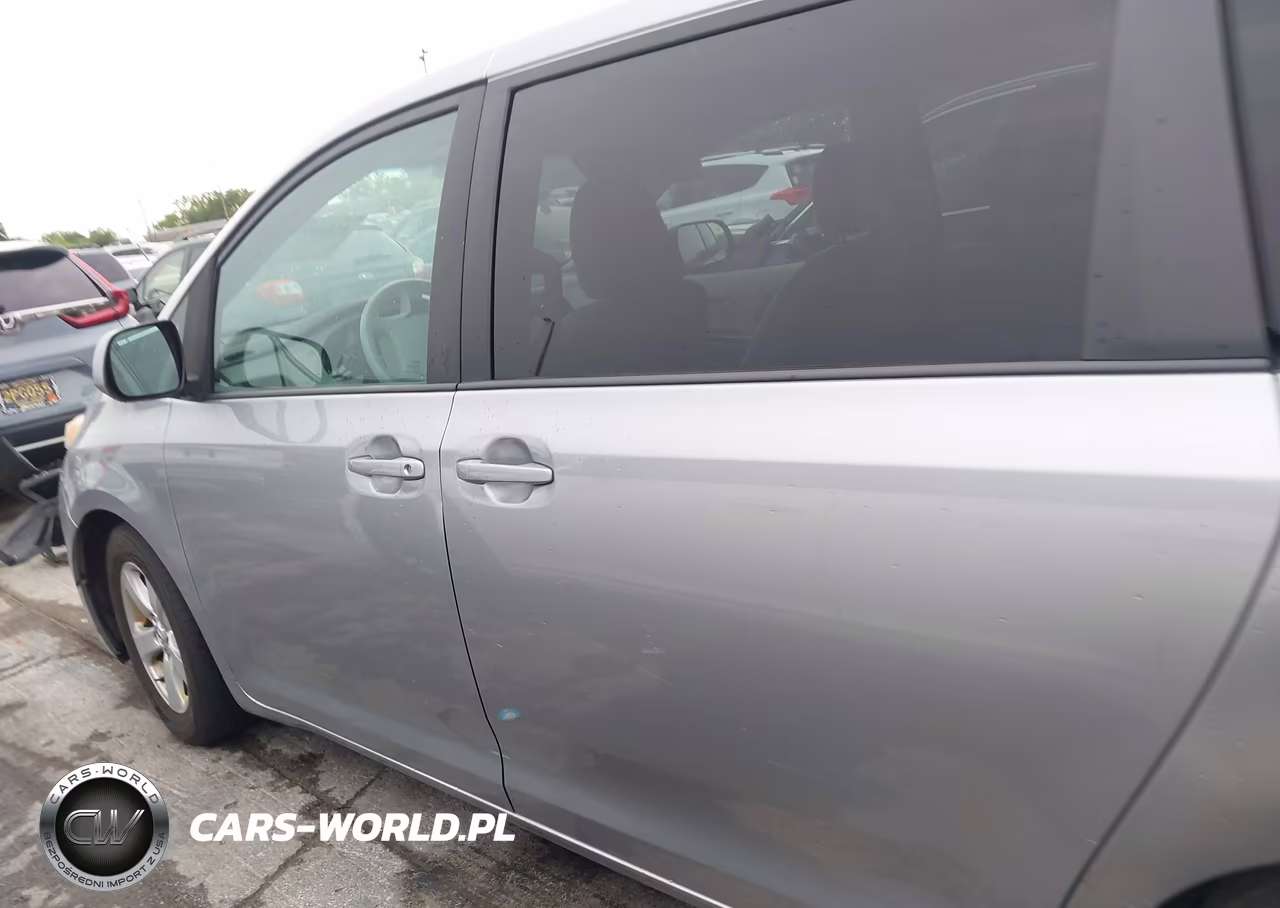 2013 Toyota Sienna Le V6 8 Passenger VIN:5TDKK3DC3DS397747 - 14