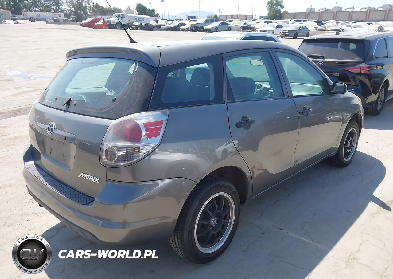 2005 Toyota Matrix VIN:2T1KR32E65C448975 - 4