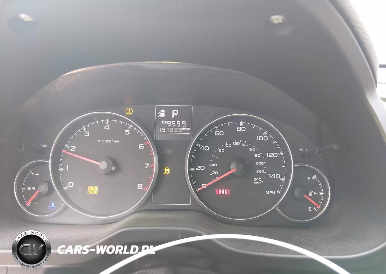 2013 Subaru Outback 2.5I Premium VIN:4S4BRBCC2D3319383 - 7