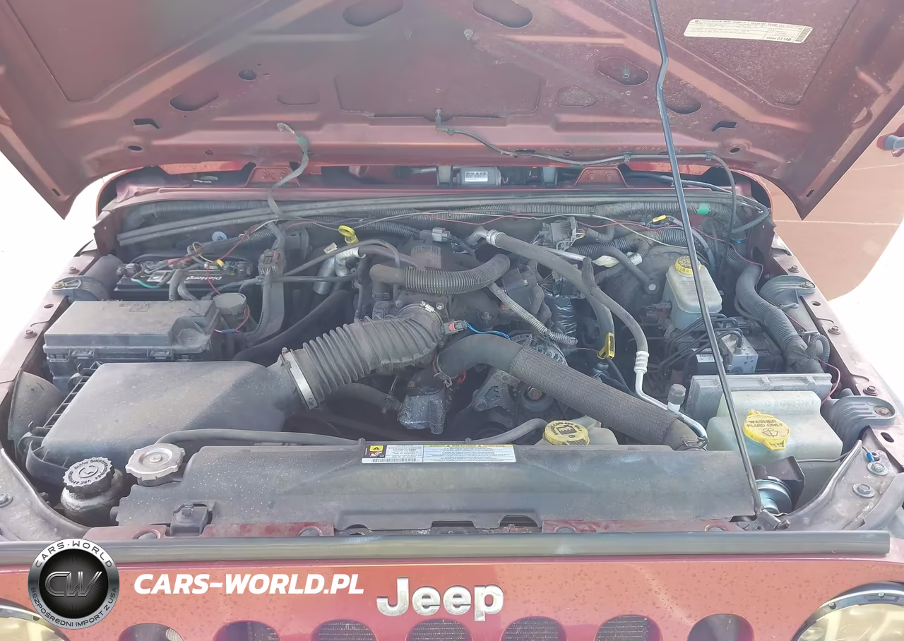 2010 Jeep Wrangler Unlimited Sport VIN:1J4BA3H18AL125021 - 10