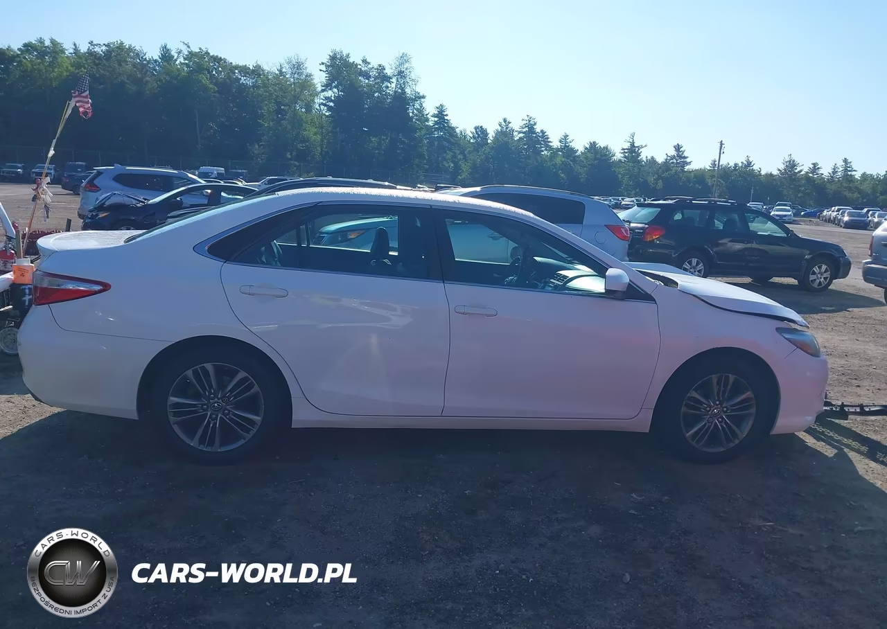 2017 Toyota Camry Se VIN:4T1BF1FK5HU699647 - 14