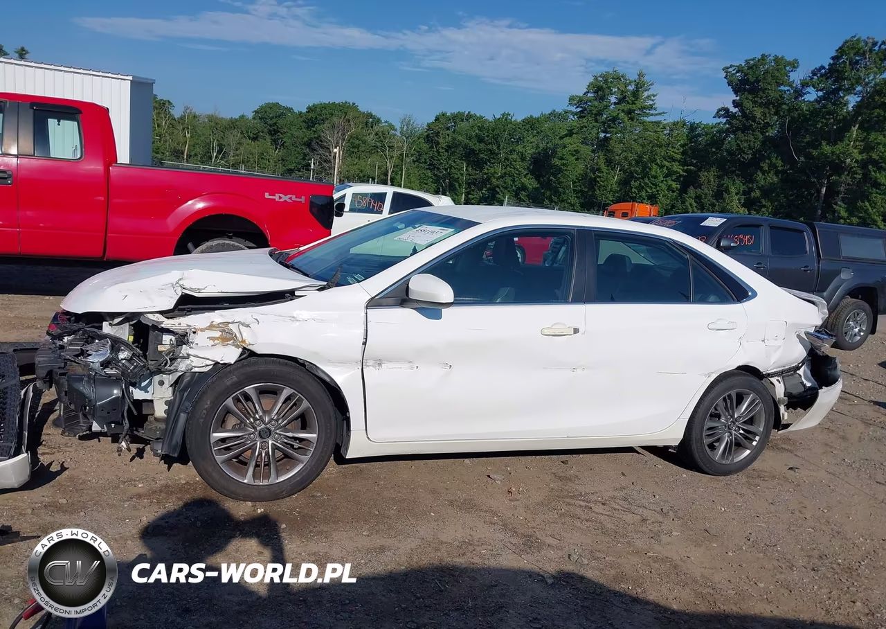 2017 Toyota Camry Se VIN:4T1BF1FK5HU699647 - 15