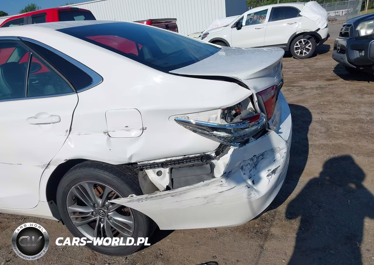 2017 Toyota Camry Se VIN:4T1BF1FK5HU699647 - 22