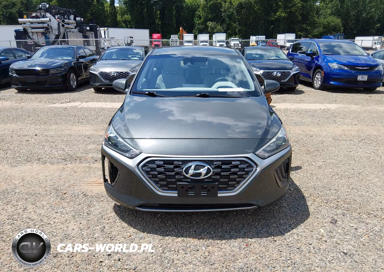 2020 Hyundai Ioniq Hybrid Blue VIN:KMHC65LC4LU218661 - 16