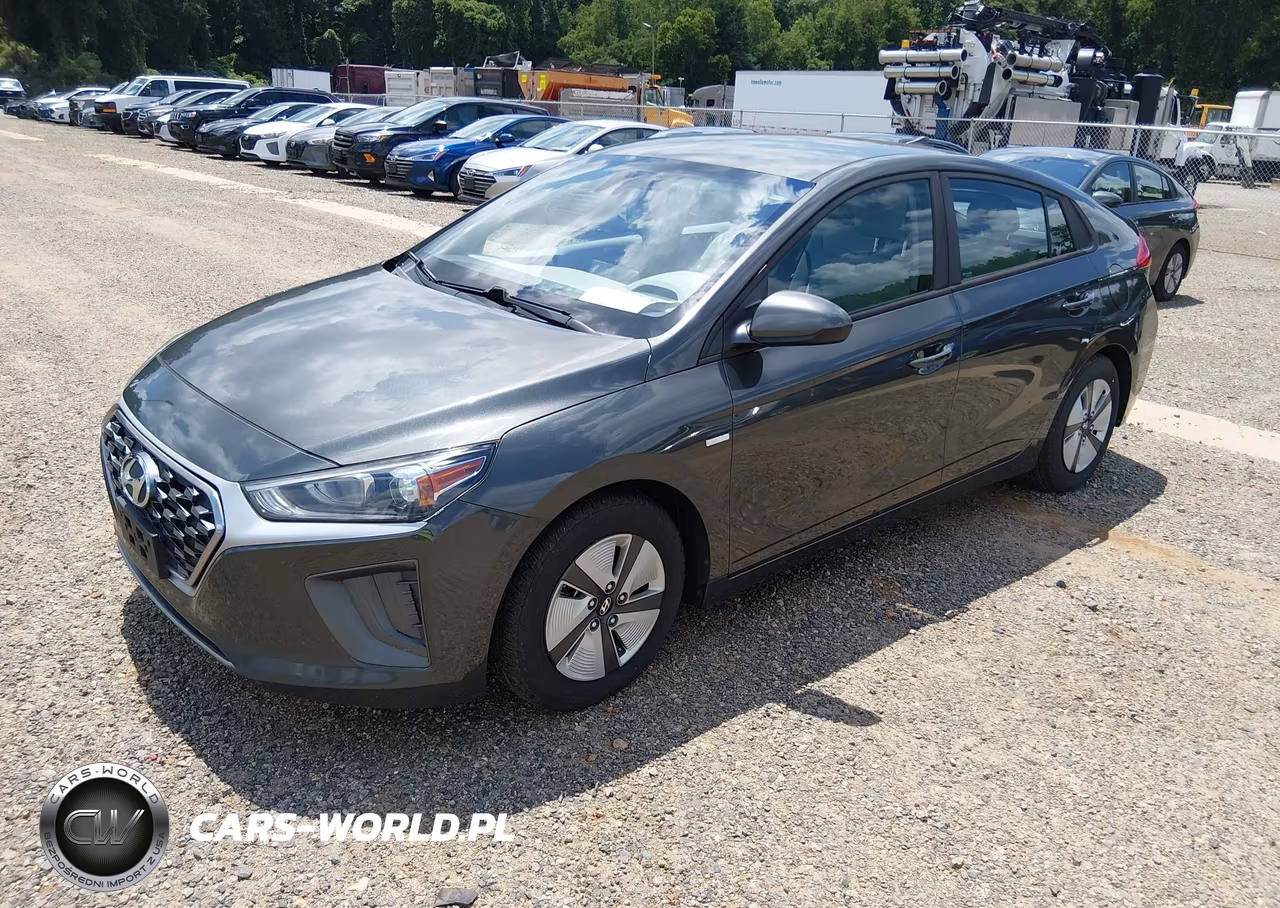 2020 Hyundai Ioniq Hybrid Blue VIN:KMHC65LC4LU218661 - 2