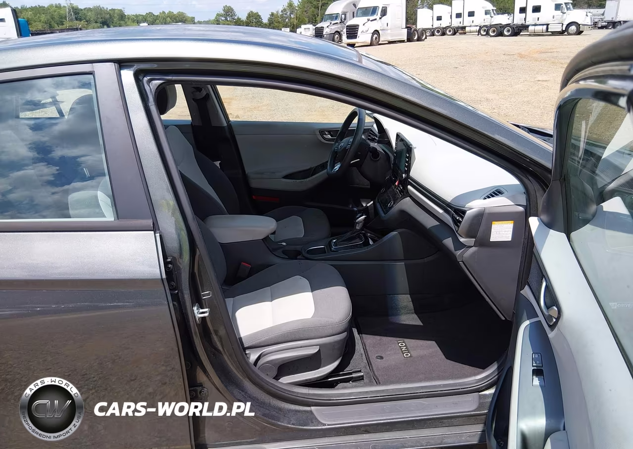 2020 Hyundai Ioniq Hybrid Blue VIN:KMHC65LC4LU218661 - 5