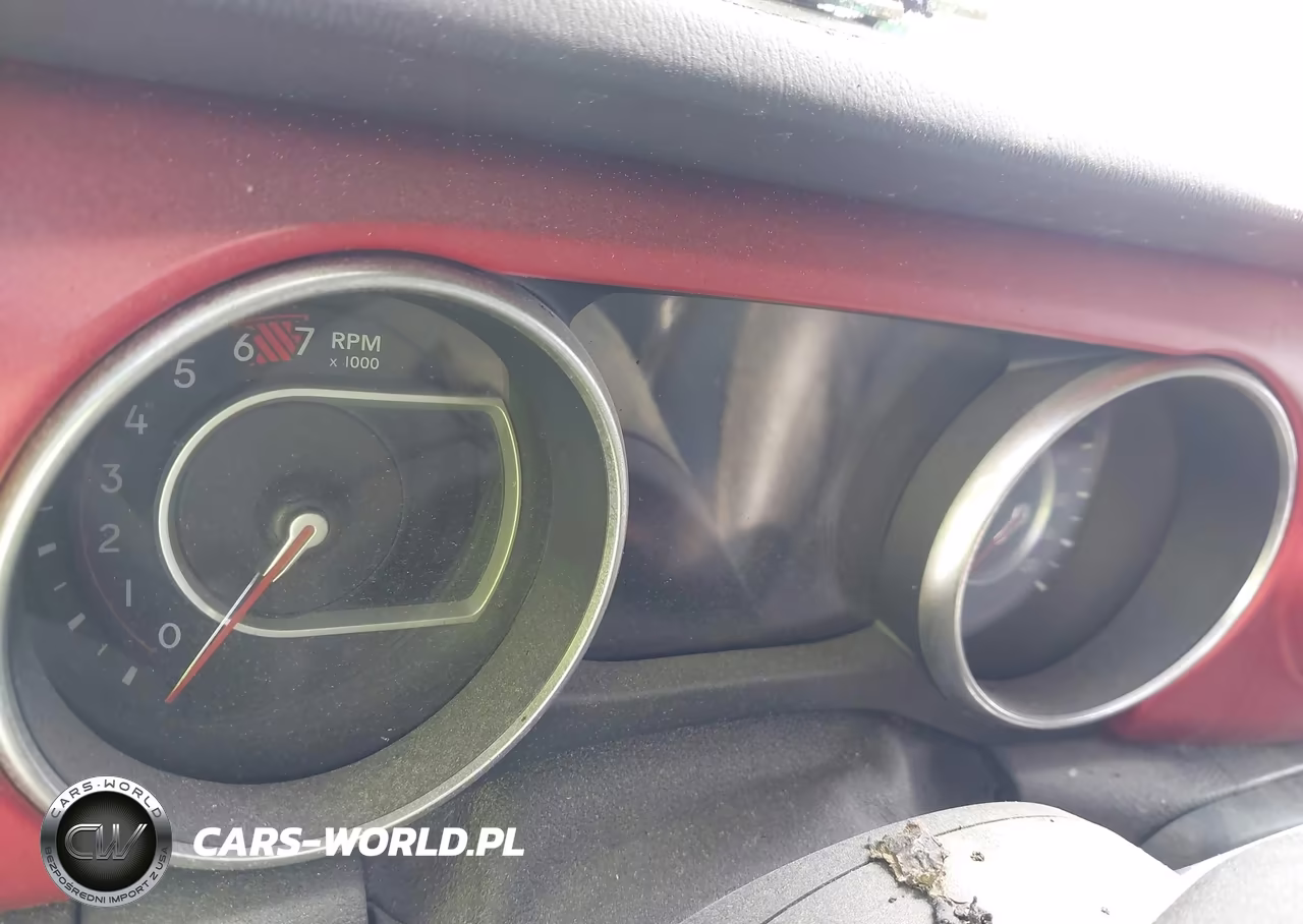2019 Jeep Wrangler Unlimited Rubicon 4X4 VIN:1C4HJXFNXKW547420 - 7