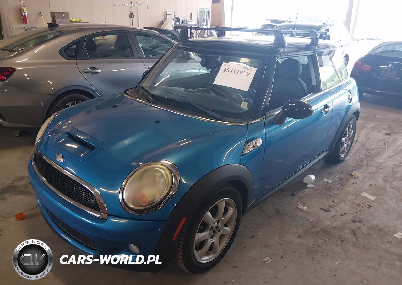 2009 Mini Cooper S VIN:WMWMF73559TW88117 - 2