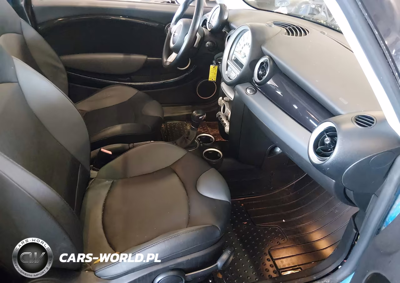 2009 Mini Cooper S VIN:WMWMF73559TW88117 - 5