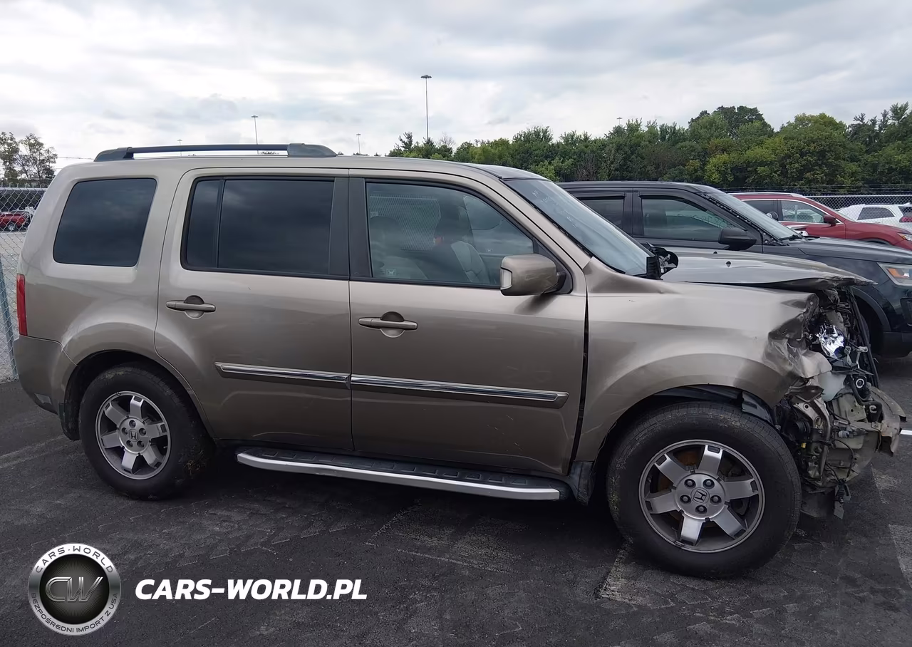 2011 Honda Pilot Touring VIN:5FNYF4H98BB008928 - 14