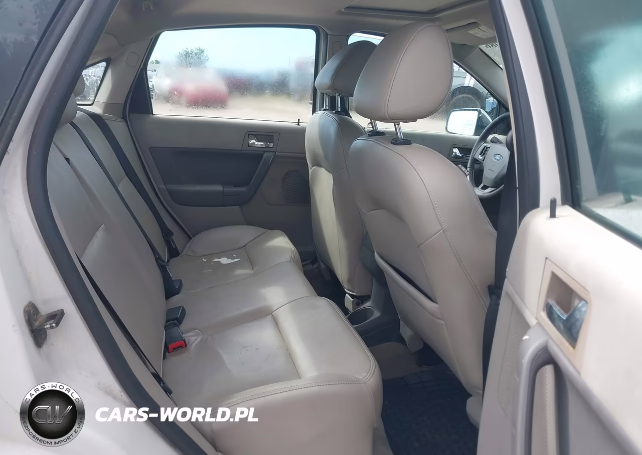 2010 Ford Focus Sel VIN:1FAHP3HNXAW208679 - 8