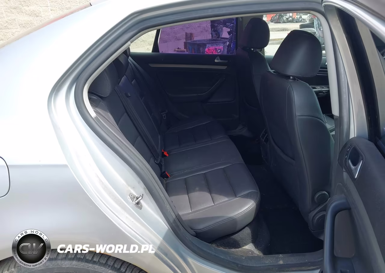 2008 Volkswagen Jetta Se-Sel VIN:3VWRZ71K78M060692 - 8