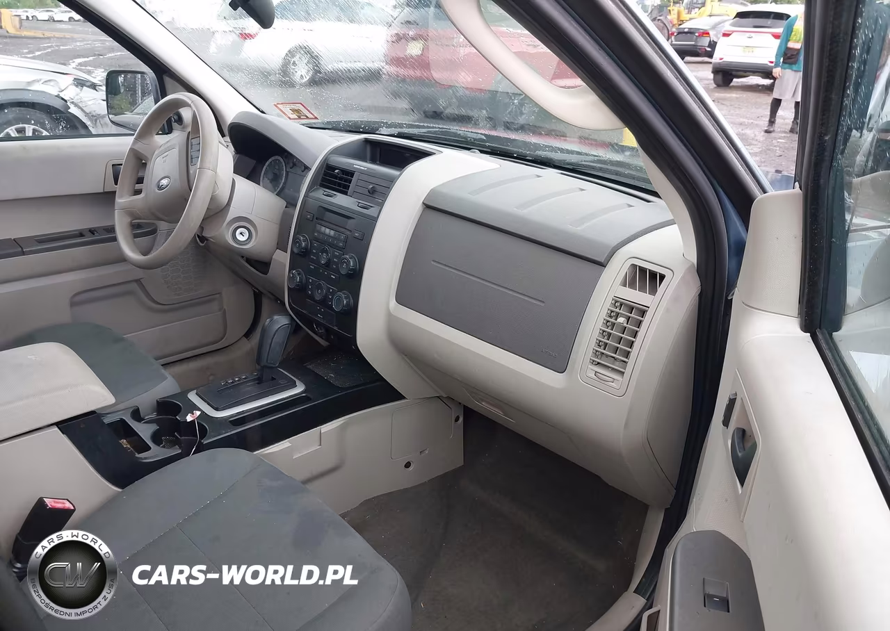 2012 Ford Escape Xls VIN:1FMCU0C75CKA54666 - 5