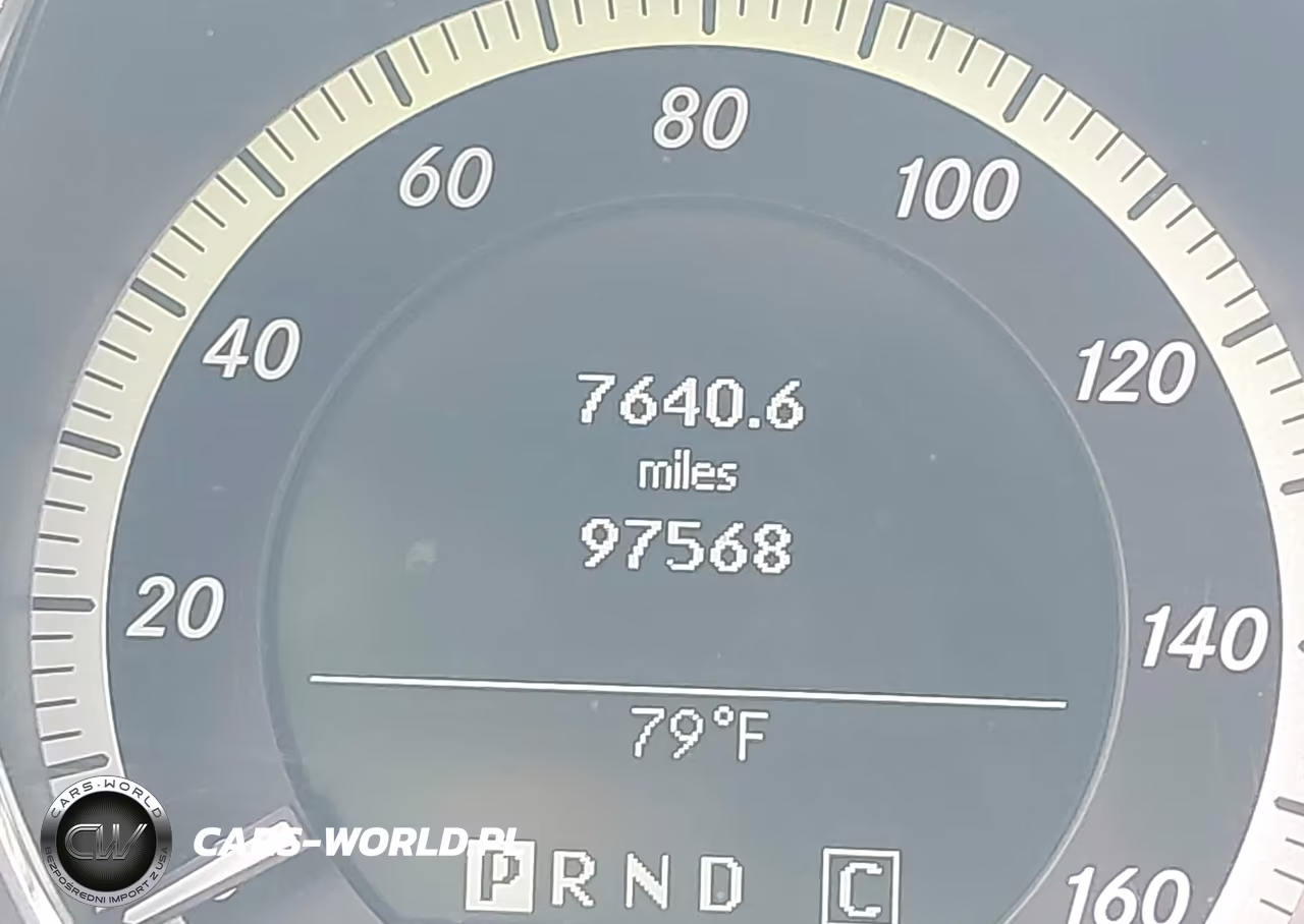 2010 Mercedes-Benz E 350 VIN:WDDKJ5GB2AF037419 - 16