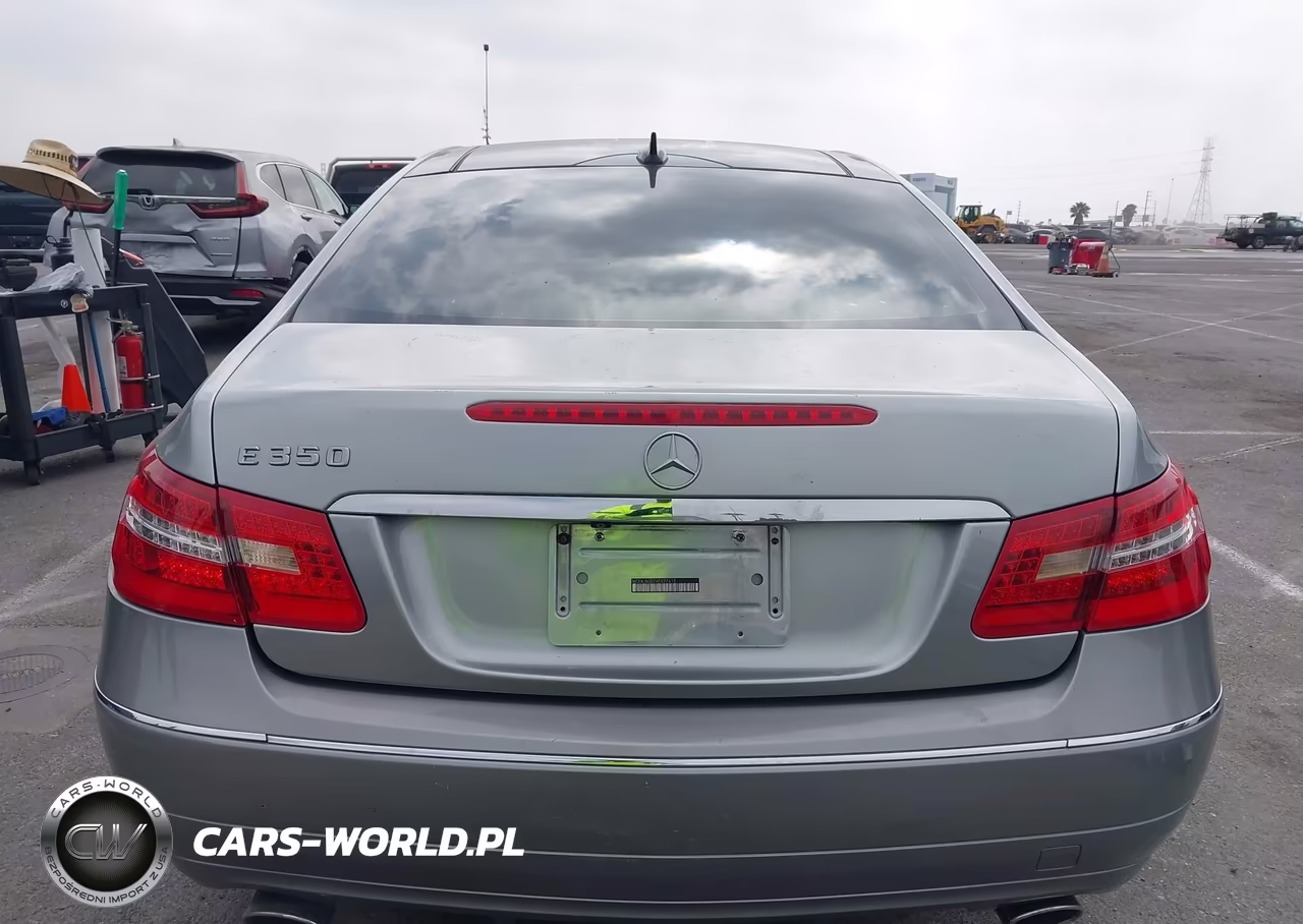 2010 Mercedes-Benz E 350 VIN:WDDKJ5GB2AF037419 - 17
