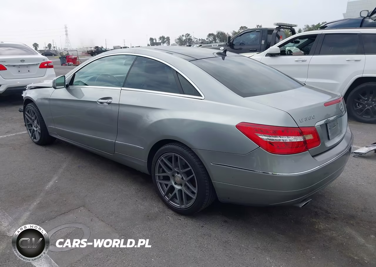 2010 Mercedes-Benz E 350 VIN:WDDKJ5GB2AF037419 - 3