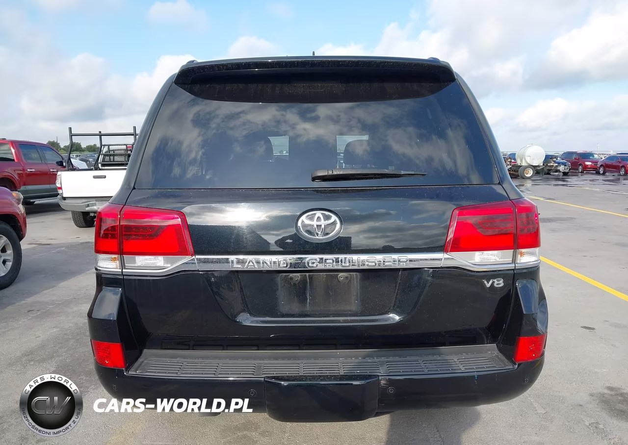 2018 Toyota Land Cruiser V8 VIN:JTMCY7AJ7J4064567 - 17