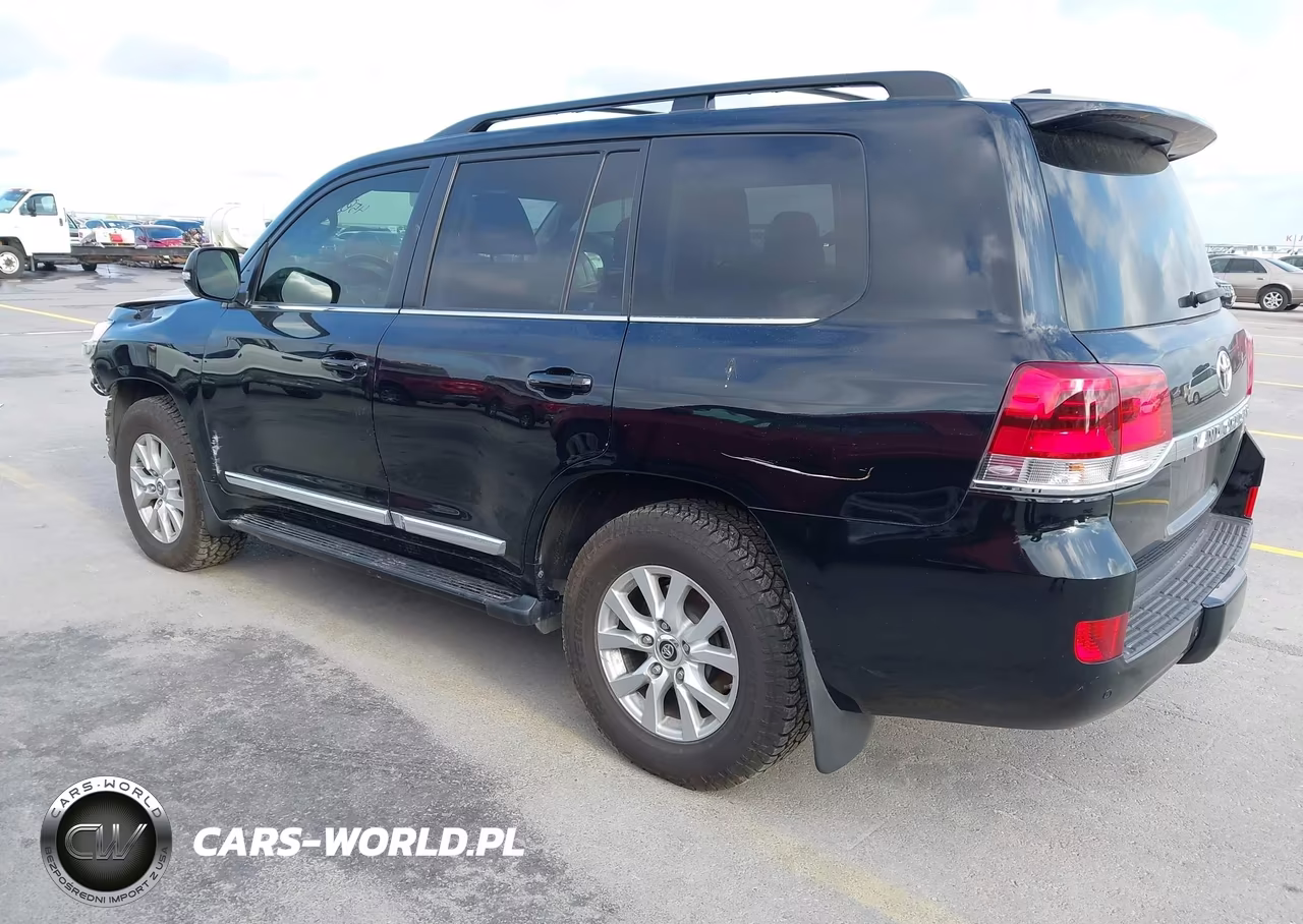 2018 Toyota Land Cruiser V8 VIN:JTMCY7AJ7J4064567 - 3