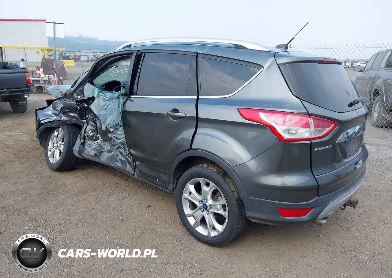 2016 Ford Escape Titanium VIN:1FMCU9J90GUC27061 - 3