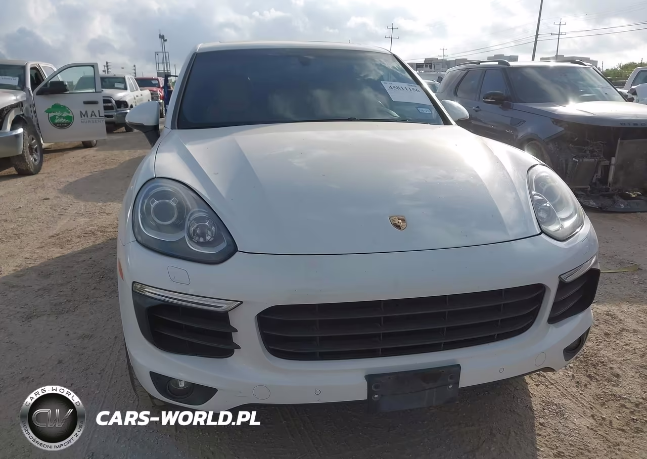 2017 Porsche Cayenne E-Hybrid S Platinum Edition VIN:WP1AE2A24HLA75505 - 13