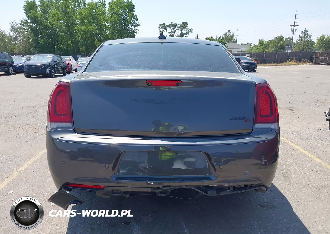 2021 Chrysler 300 300S VIN:2C3CCABG4MH545645 - 16