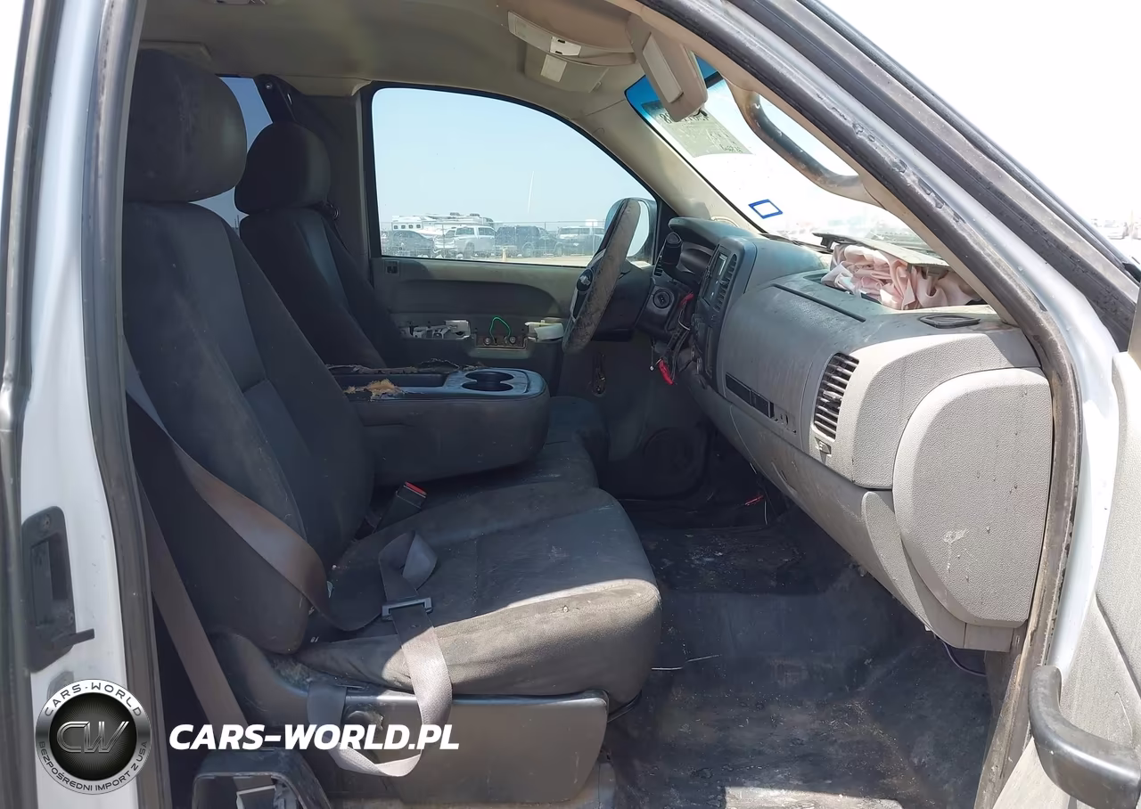 2011 Chevrolet Silverado 2500Hd Work Truck VIN:1GC2CVCG3BZ460287 - 5