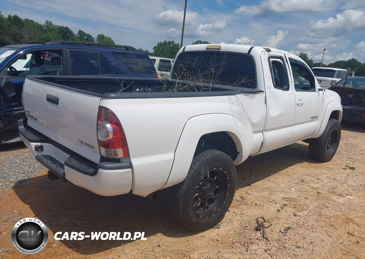 2009 Toyota Tacoma Base V6 VIN:5TEUU42N79Z631508 - 4