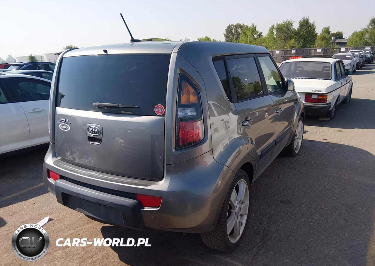 2011 Kia Soul ! VIN:KNDJT2A22B7201108 - 4