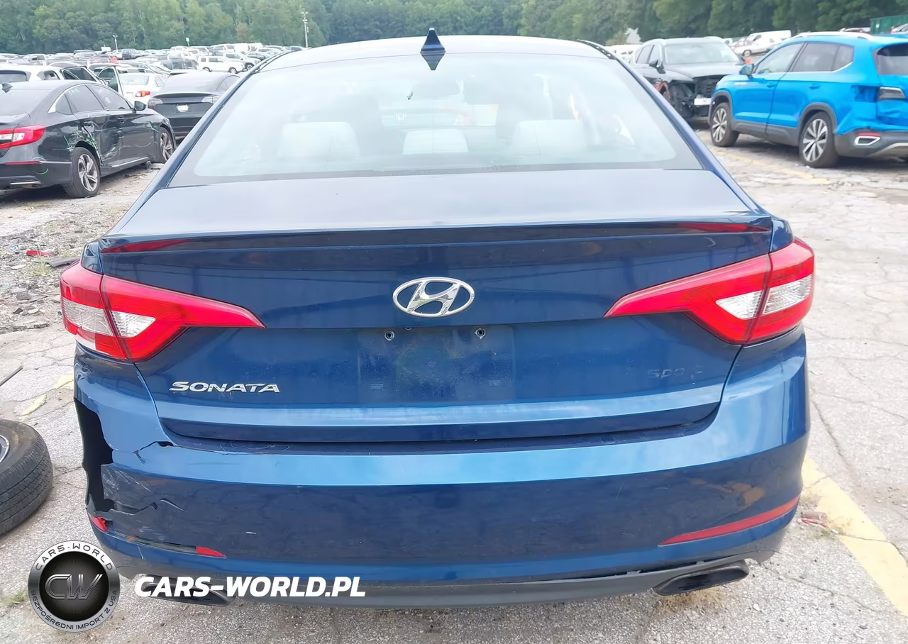 2016 Hyundai Sonata Sport VIN:5NPE34AF4GH343026 - 15