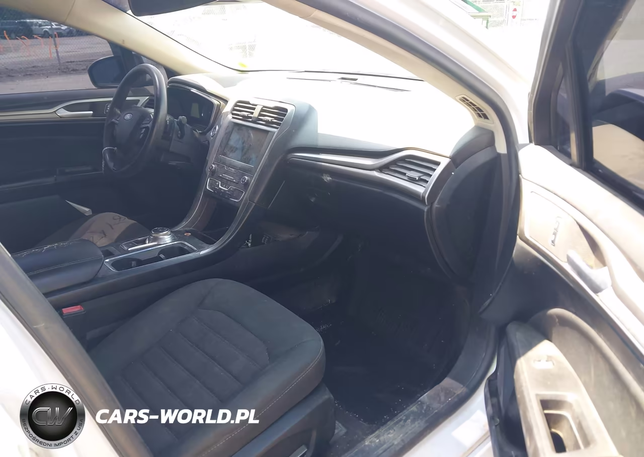 2020 Ford Fusion Se VIN:3FA6P0T92LR166904 - 5