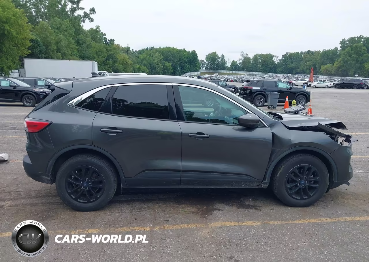 2020 Ford Escape Se VIN:1FMCU9G6XLUC00490 - 13