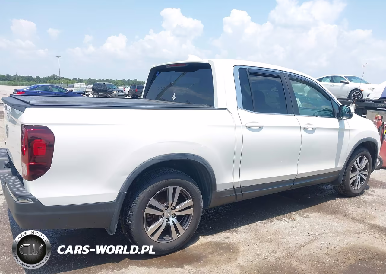 2017 Honda Ridgeline Rts VIN:5FPYK2F49HB010324 - 13