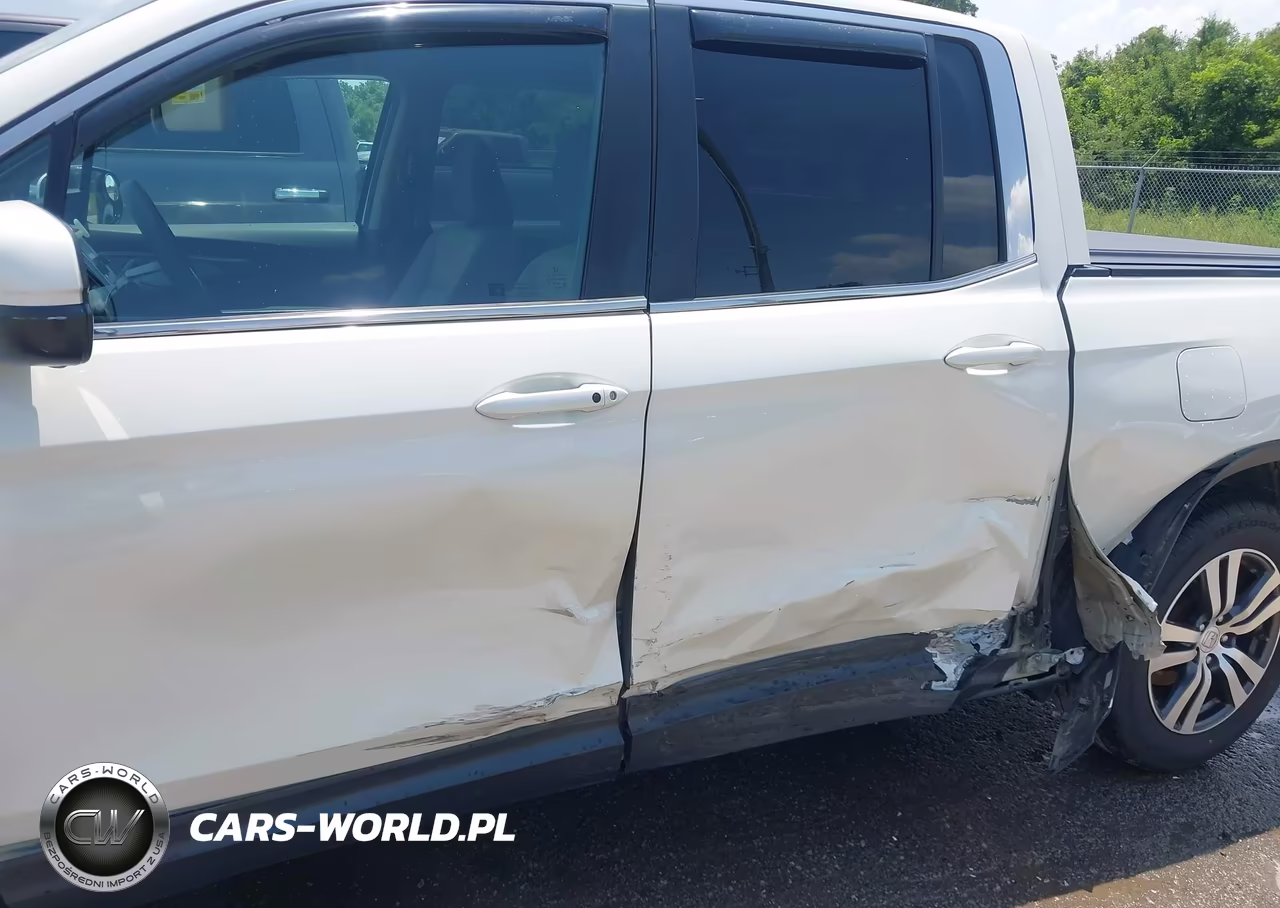 2017 Honda Ridgeline Rts VIN:5FPYK2F49HB010324 - 6