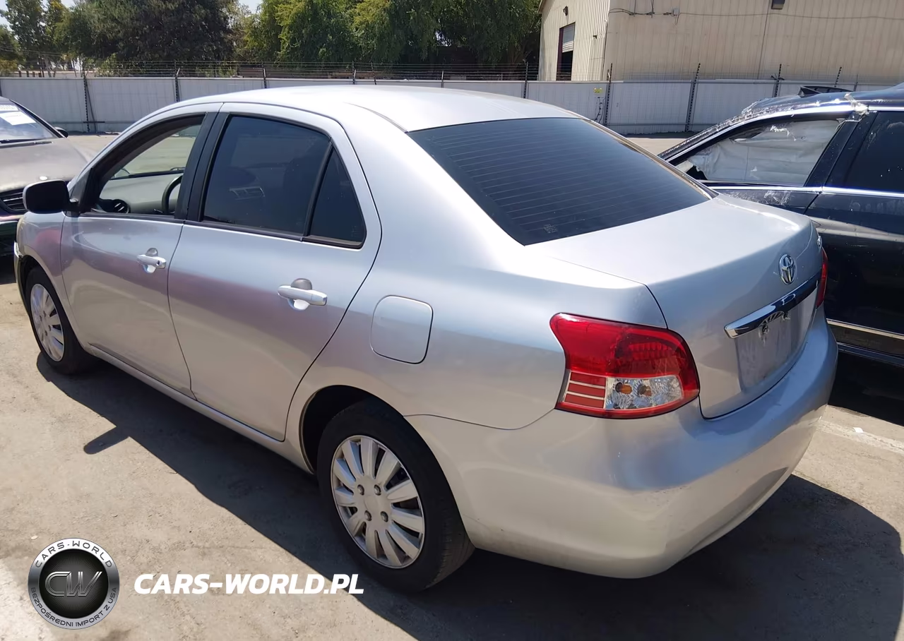 2012 Toyota Yaris VIN:JTDBT4K35CL030385 - 3