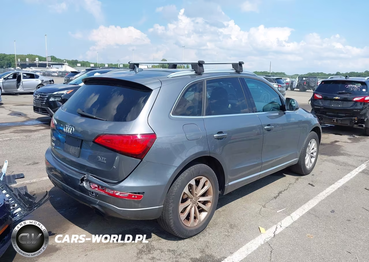 2015 Audi Q5 2.0T Premium VIN:WA1CFAFP9FA094818 - 4