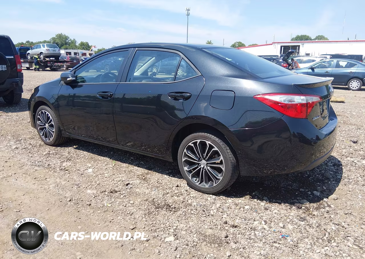 2016 Toyota Corolla S Plus VIN:5YFBURHE1GP475805 - 3