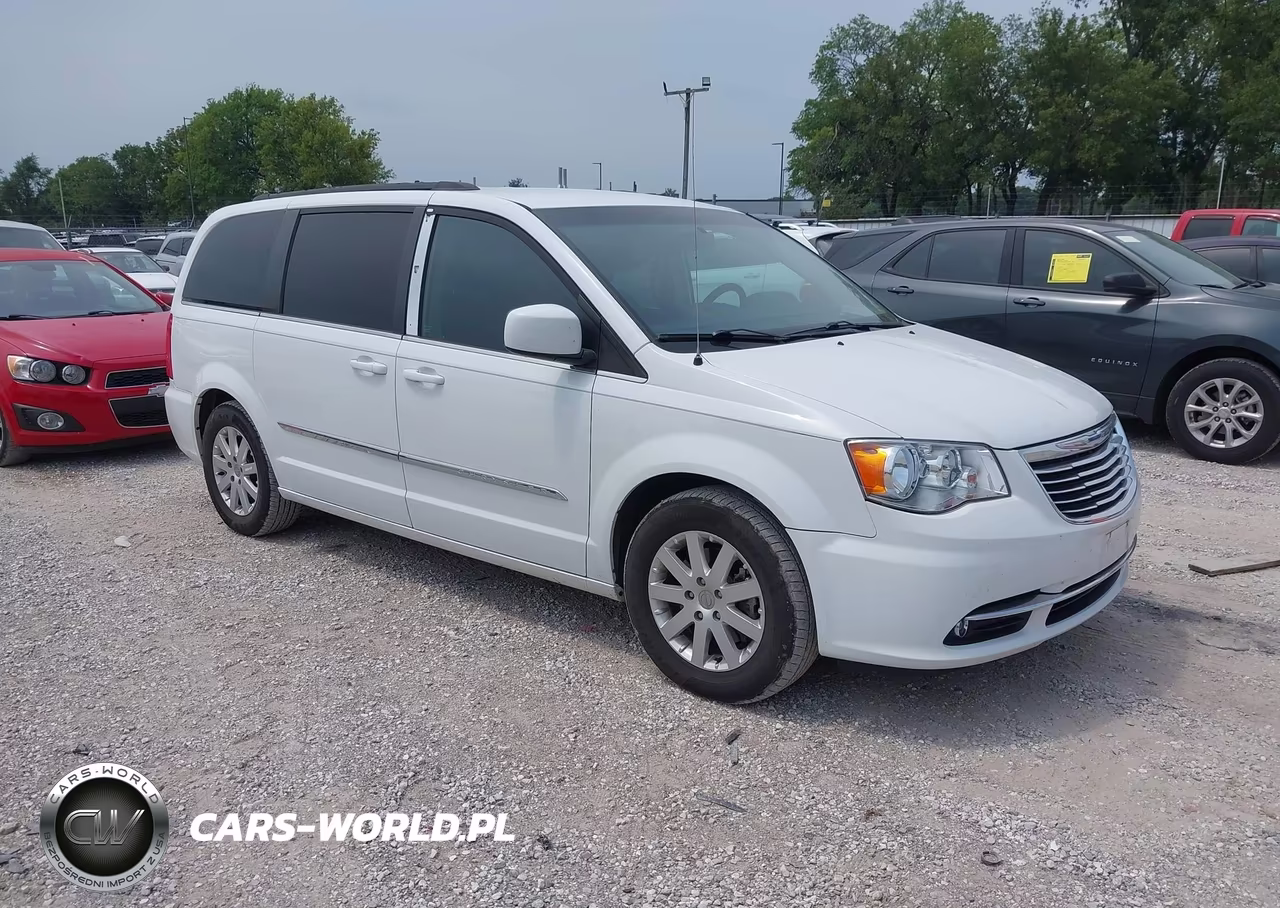 2015 Chrysler Town & Country Touring