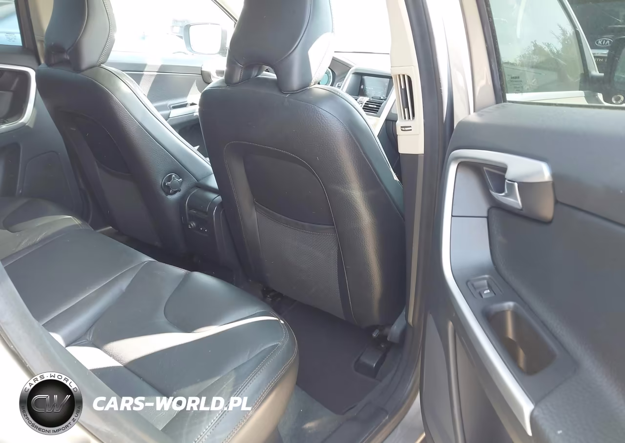 2011 Volvo Xc60 T6 VIN:YV4902DZ8B2209924 - 8