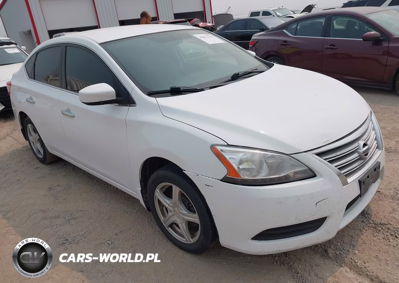 2015 Nissan Sentra S – zdjęcie 1 z 11
