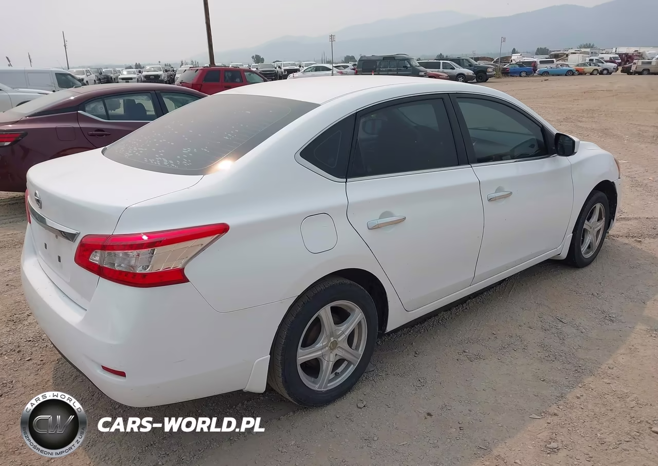 2015 Nissan Sentra S VIN:3N1AB7AP8FY275930 - 4