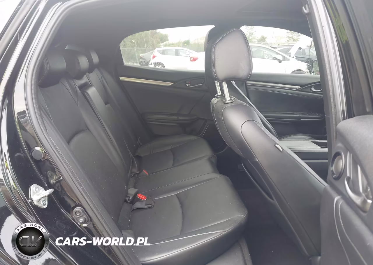 2018 Honda Civic Sport Touring VIN:SHHFK7H99JU416176 - 8