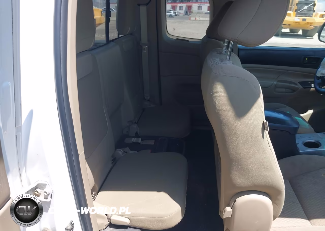 2012 Toyota Tacoma VIN:5TFTX4CN7CX011192 - 8