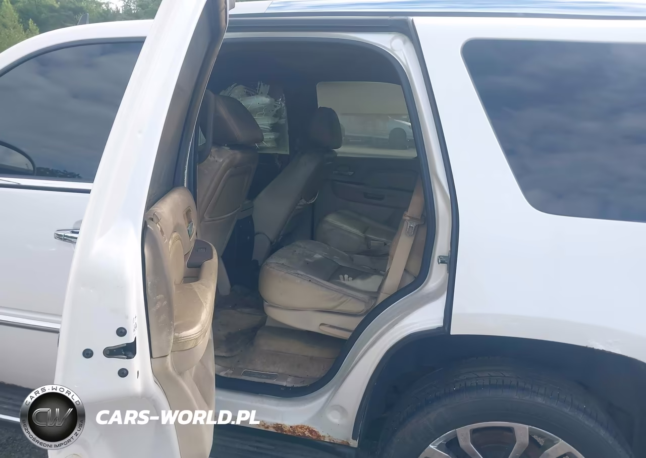 2008 Cadillac Escalade VIN:1GYFK63898R160890 - 8