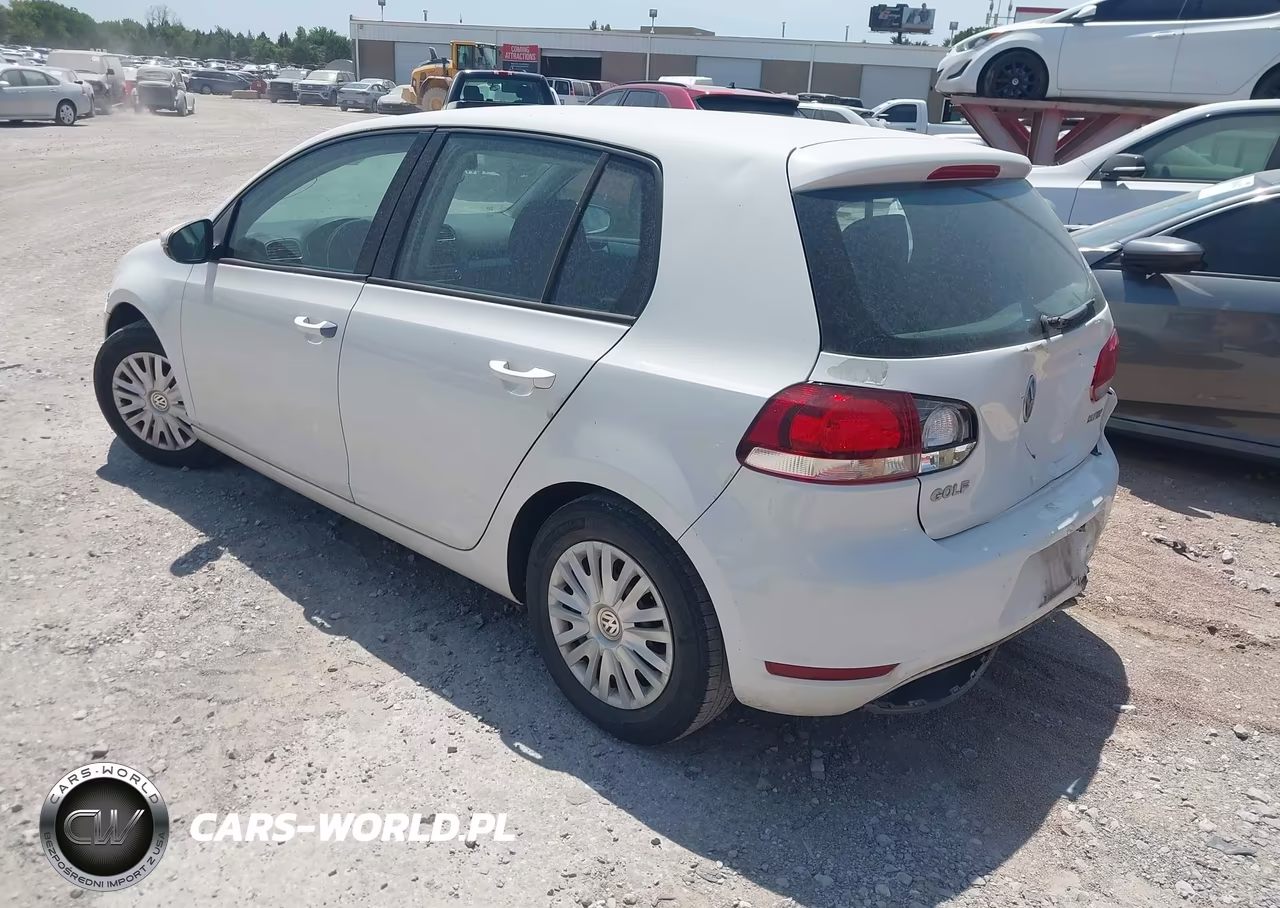 2012 Volkswagen Golf 2.5L 4-Door – zdjęcie 1 z 12
